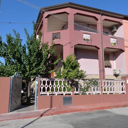 Casa Andreana Bed & Breakfast Uri Exterior photo